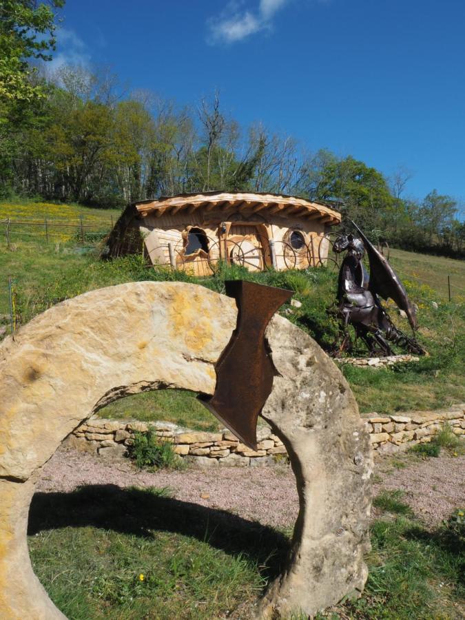 Village.Insolite Montagny-sur-Grosne Zewnętrze zdjęcie