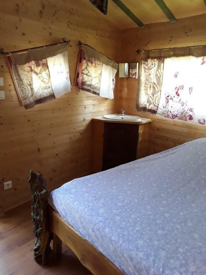 Village.Insolite Montagny-sur-Grosne Zewnętrze zdjęcie
